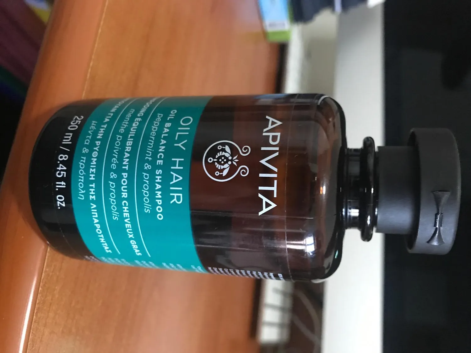 Apivita Cuir Chevelu Gras & Pointes Sèches shampoing 250 ml ortie