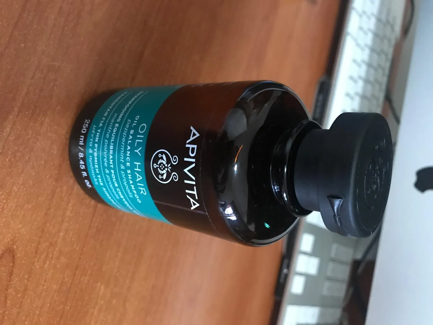 Apivita Cuir Chevelu Gras & Pointes Sèches shampoing 250 ml ortie